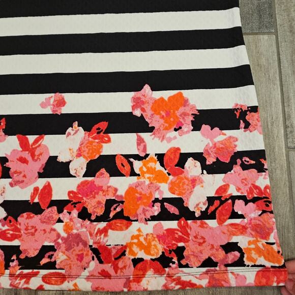 Anthropologie Postmark Linnea Tunic Top Women’s XS Stripe Floral Feminine Chic - Picture 5 of 11